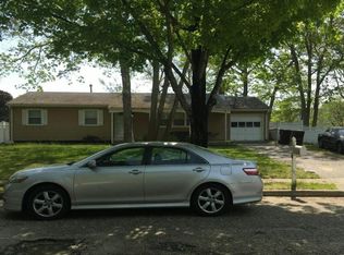 13 Phelps Ave, Bayville, NJ 08721