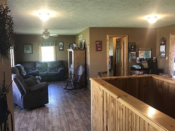5th image of 514 Shari Dr