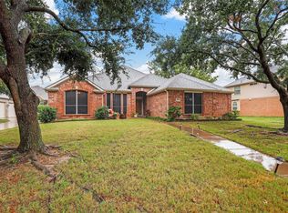 3003 Saint Bartholomew Dr, Mansfield, TX 76063