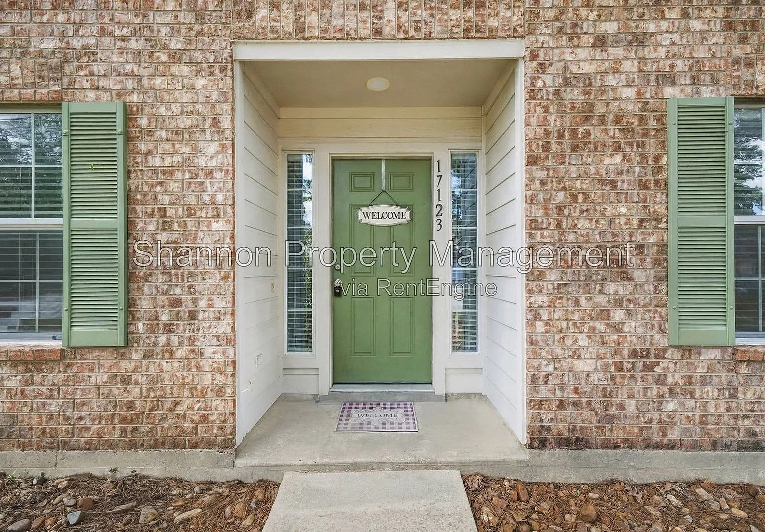 4 bed, 2.5 bath, 3229 sqft, $2,800 — Photo 4