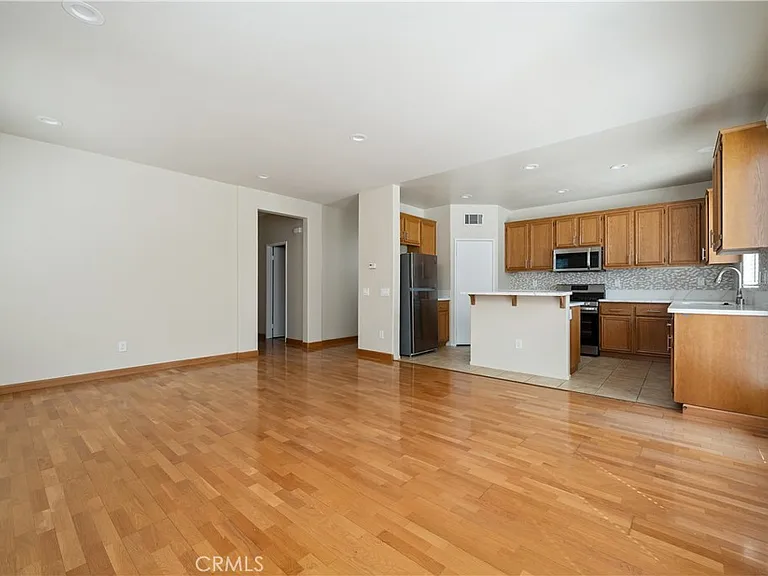 17526 Orangetree Dr — Photo 5