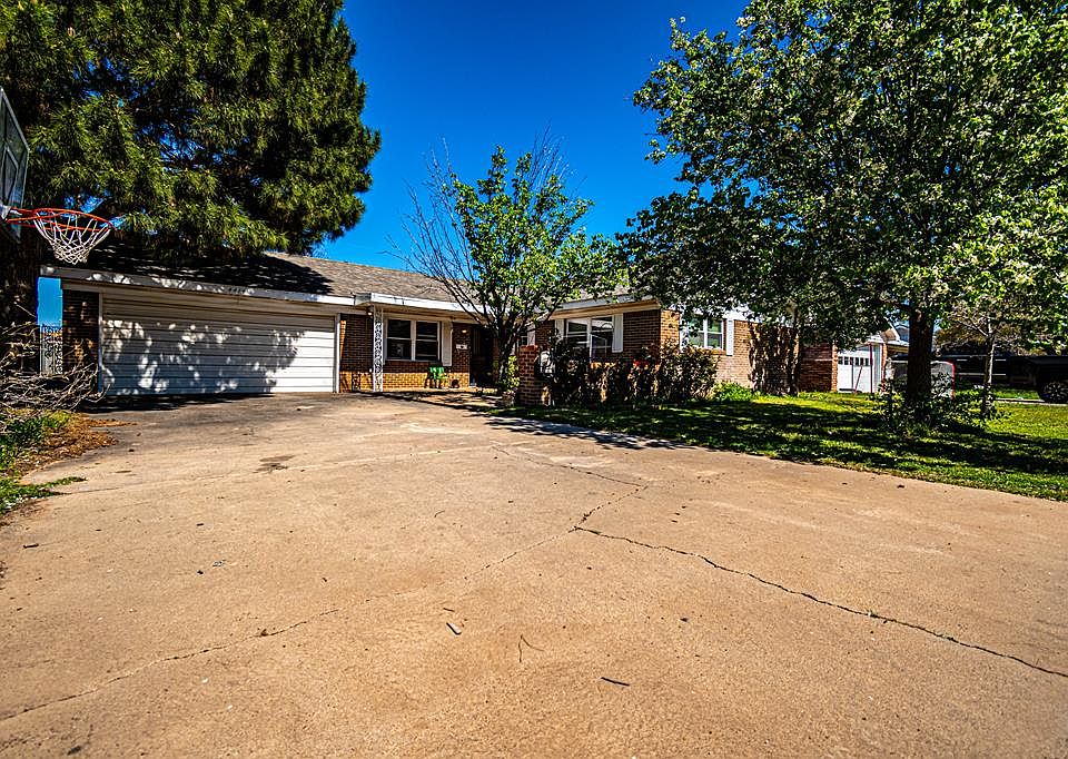 1st image of 4414 W Dengar Ave