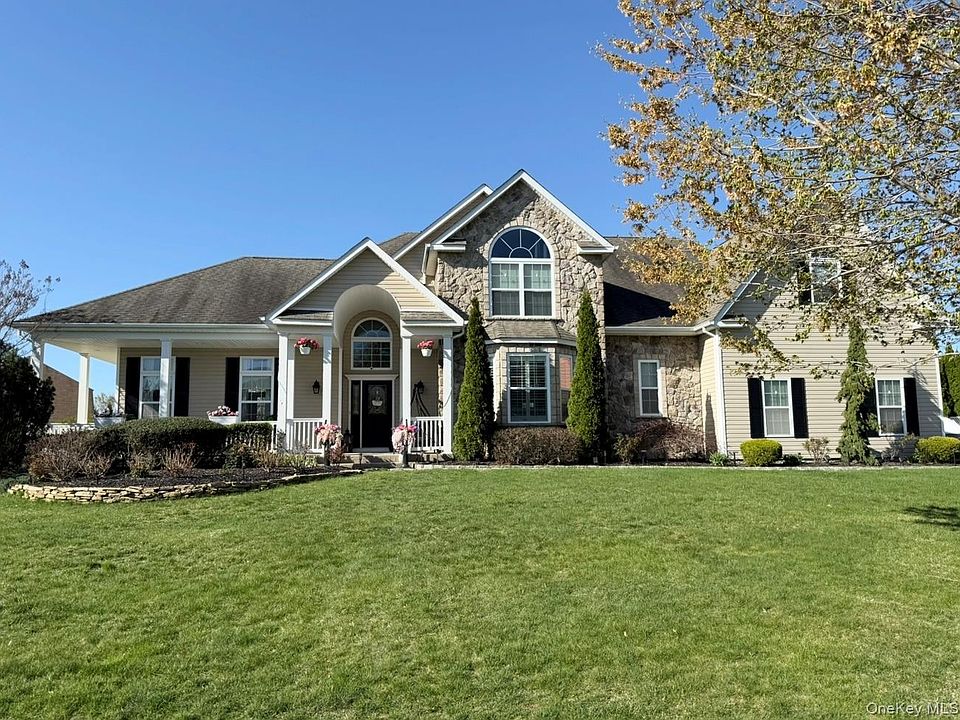 1st image of 39 Sherwood Drive