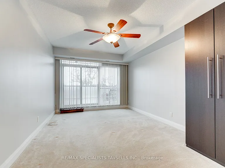 1 Hurontario St #304 — Photo 19