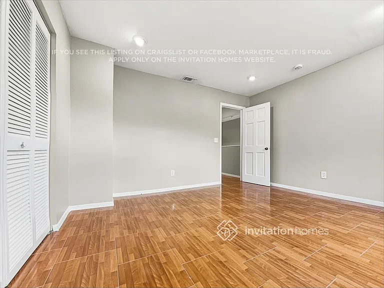 11585 Gorham Dr — Photo 14
