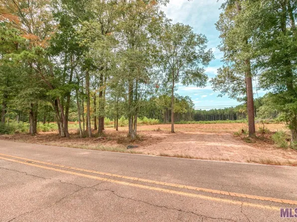 19245 Liberty Rd, Pride, LA 70770