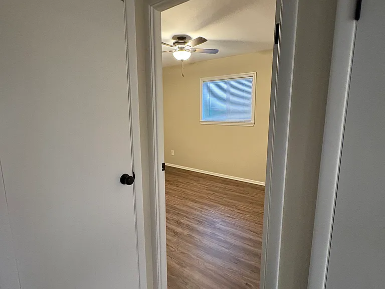 12001 Marguerite Ave #2 — Photo 3