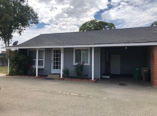 3422 E Collier Rd #B, Acampo, CA 95220