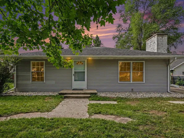 133 W 2nd St, Gladwin, MI 48624