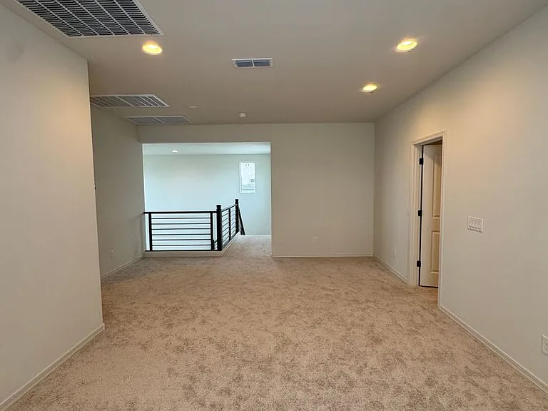 17156 W Smoketree Dr — Photo 28