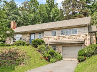 357 Pennsylvania Ave, Shillington, PA