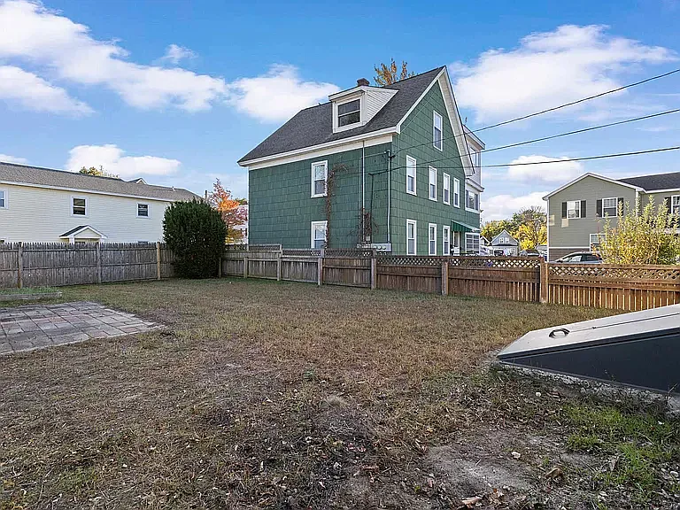 23 Plummer St #B — Photo 26