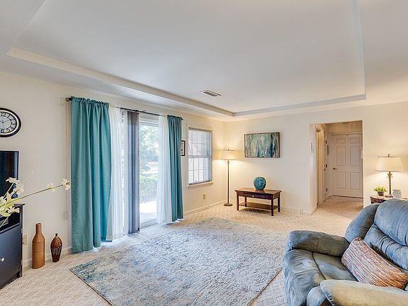 2nd image of 5530 Westwood Northern Blvd APT 1