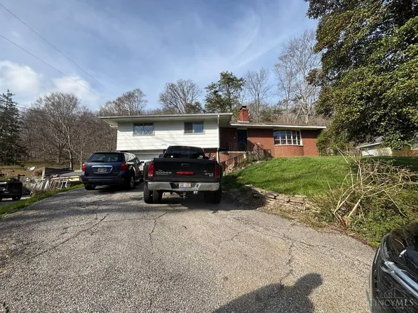 1681 Rosemount Rd, Portsmouth, OH 45662