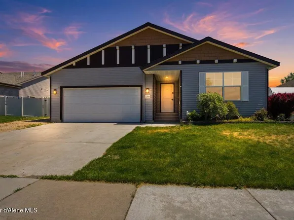 1704 N Pyroclast St, Post Falls, ID 83854
