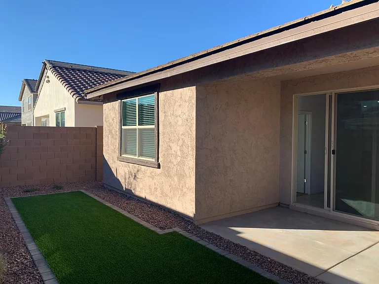 14125 W Voltaire St — Photo 3