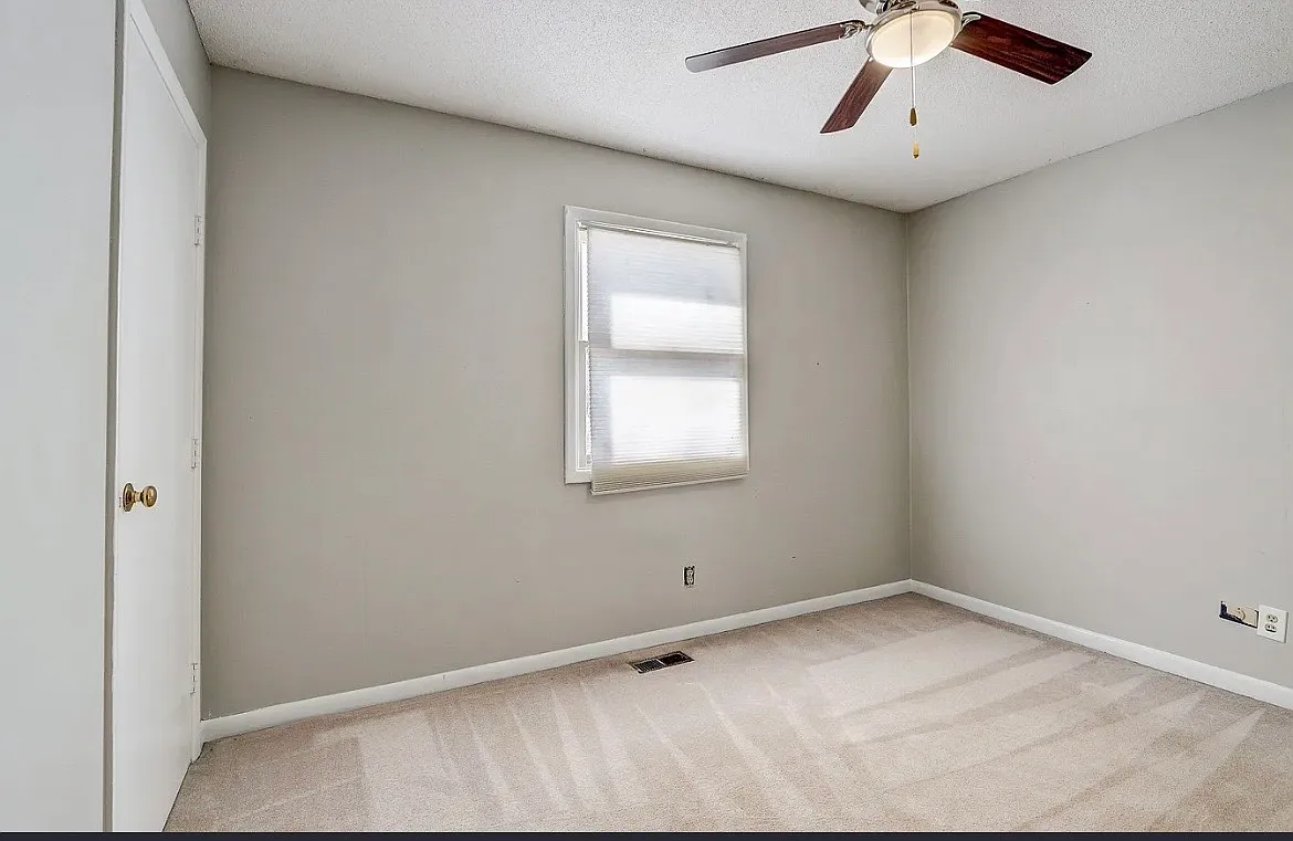 W 47th St, Indianapolis — Photo 1