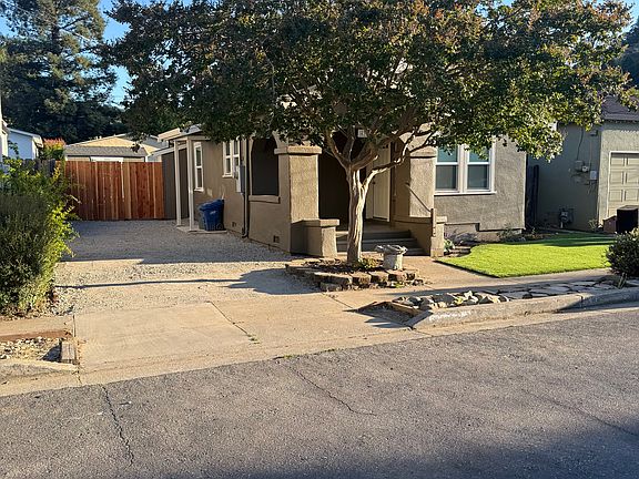 2nd image of 430 Gilger Ave