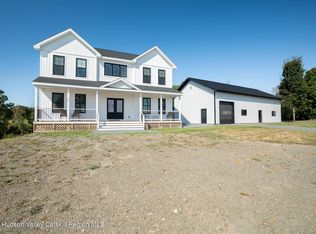 282 Ridge Rd, Schodack Landing, NY 12156