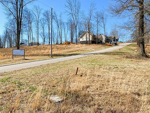 4th image of 226 Woodland Dr #24