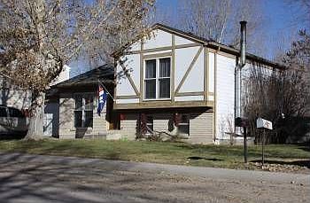 1st image of 409 Pinnacle Dr