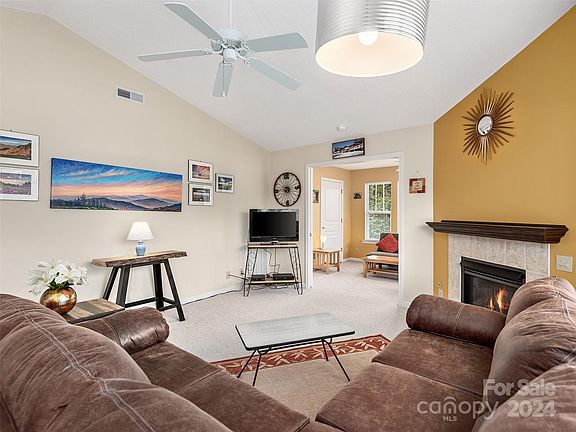 4th image of 2106 Deermouse Way #750