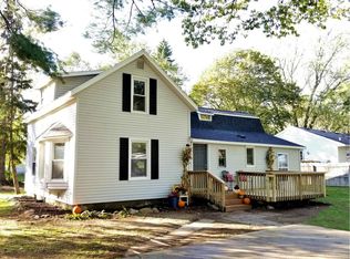 221 50th St SW, Wyoming, MI 49548