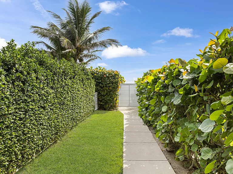 2773 S Ocean Blvd #517 — Photo 42