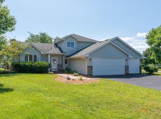 8906 Prestwick Pkwy N, Brooklyn Park, MN 55443