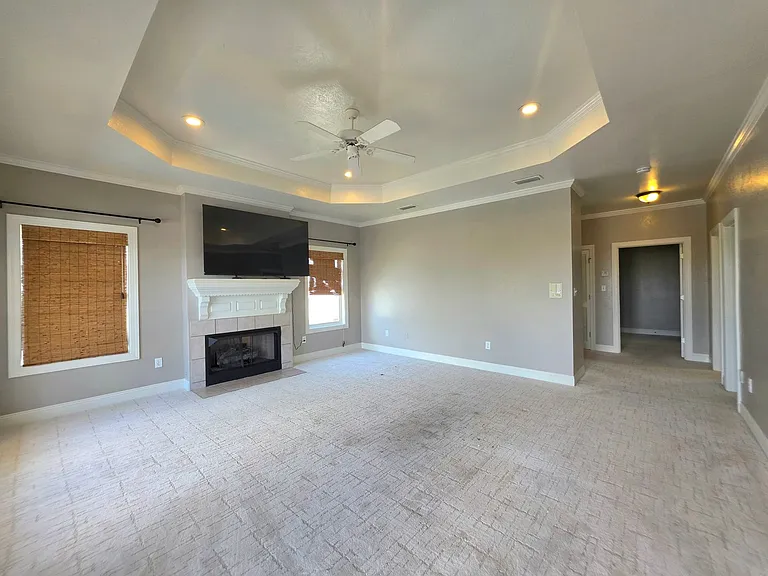 26858 Martinique Dr — Photo 32