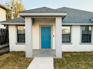 1454 E Garrison St, Eagle Pass, TX 78852