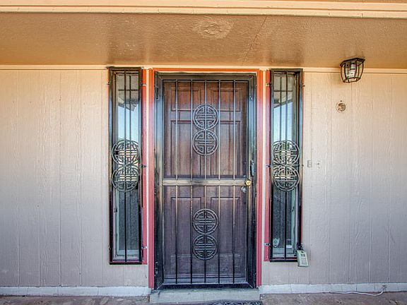 4th image of 3605 Breckenridge Dr