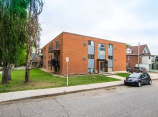 520 B Ave N, Saskatoon, SK S7L1E4