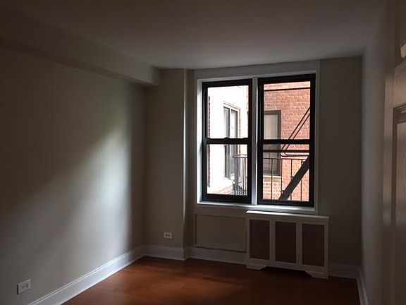 3rd image of 1625 Rockaway Pkwy APT 2A