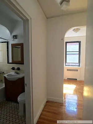 Rented by Sovereign Associates | media 26