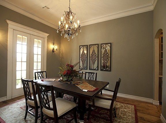 Beautiful arches through out