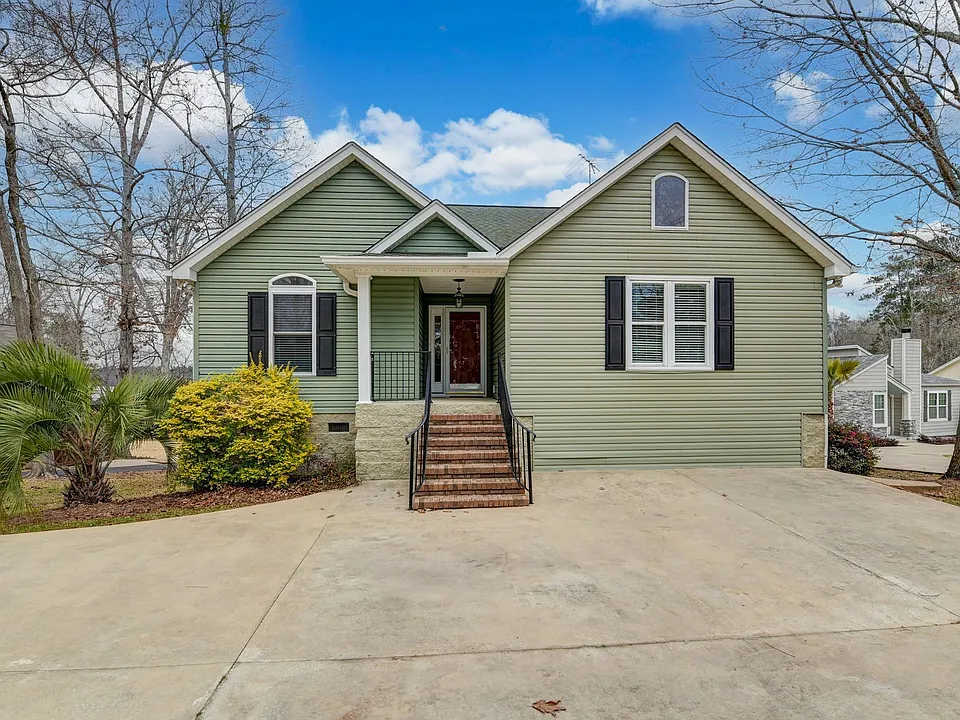 215 Mariners Pointe Rd