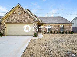 8792 Smith Ranch Dr, Southaven, MS 38671