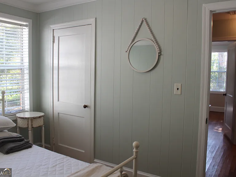 504 Bailey St — Photo 15