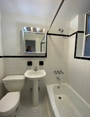 Rented by Corcoran | media 14