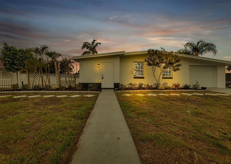 1st image of 3133 Normandy Dr