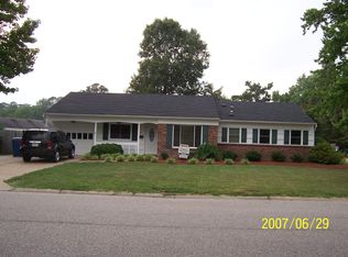 461 Carnegie Rd, Virginia Beach, VA 23452