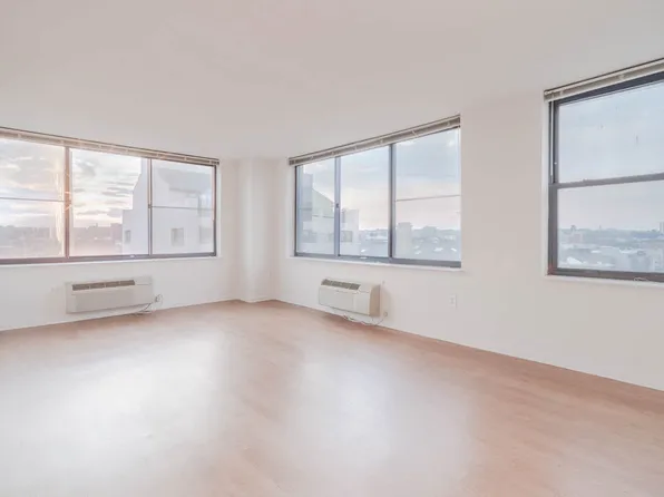 77 Park Avenue image 30 of 55