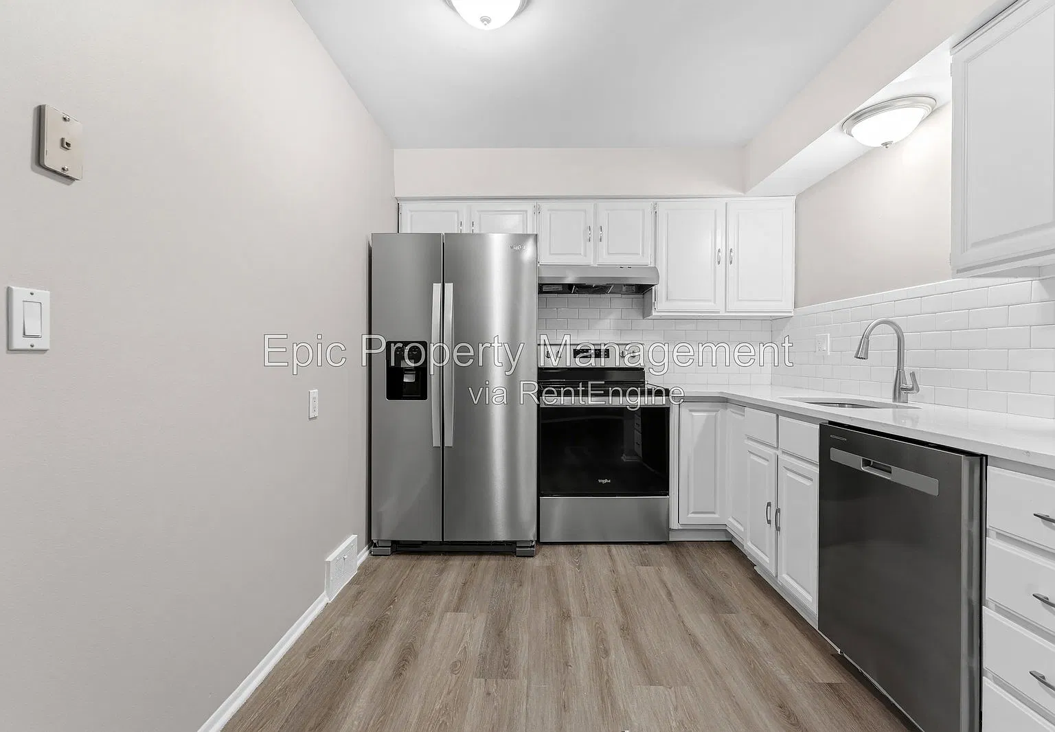 2 bed, 1.0 bath, $1,595 — Photo 2