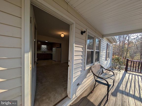 4th image of 271 Rambling Rd