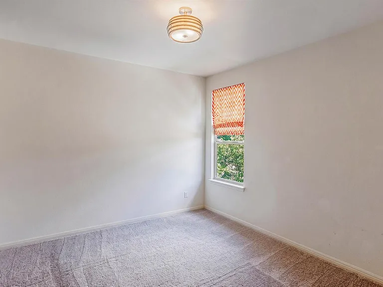7320 Colina Vista Loop #B — Photo 22
