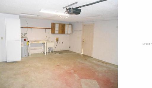 3rd image of 4610 Fox Hunt Dr