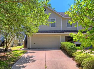 67 N Walden Elms Cir, Spring, TX 77382