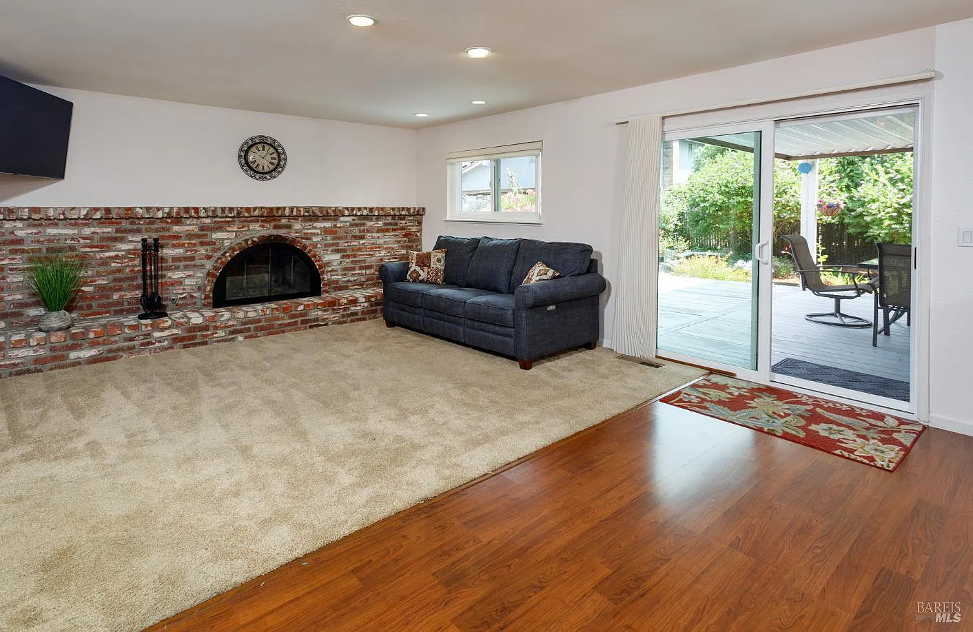 6064 Dolores Drive - Photo 11
