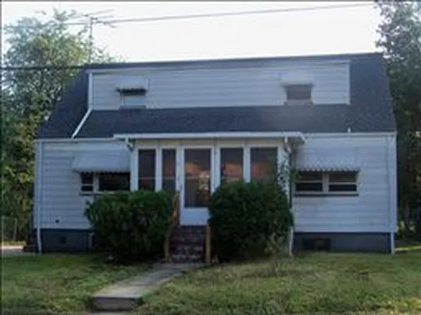 15 Oak Pl, Somerset, NJ 08873